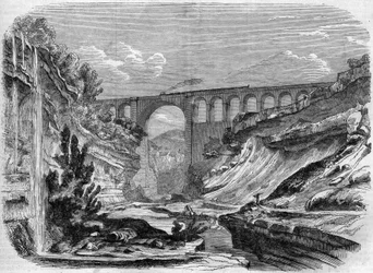 Architecture : vue du viaduc de la Valserine (Rhône-Alpes) sur la ligne de chemin de fer reliant Lyon à Genève. 1858. Gravure dans « Le Monde Illustré » n°48 du 13 mars 1858