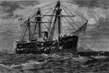 Navire attaqué par des torpilleurs (19ème siècle). Gravure d