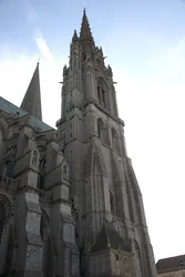Cathédrale de Chartres, façade nord avec le pavillon de l