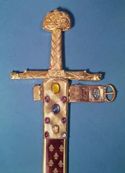 Épée de couronnement des rois de France, appartenant à Charlemagne (742-814), connue sous le nom de Joyeuse (métal)