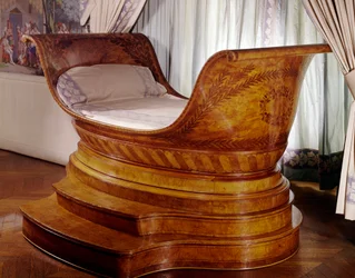 Style Empire : lit de bain en acajou fabriqué par François Beaudry. XIXe siècle Paris, arts décoratifs.