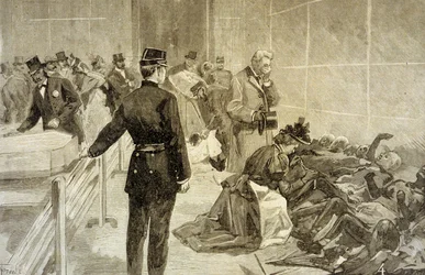 Incendie au Bazar de la Charité à Paris le 4 mai 1897 : après la catastrophe, des familles identifient les victimes au Palais de l’Industrie