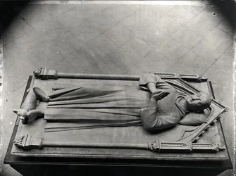 Statue funéraire de Louis de France (1243-60), fils aîné de saint Louis, de l
