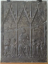 Stèle funéraire de la famille Sacquespee, du cimetière Saint-Nicaise à Arras, 1376
