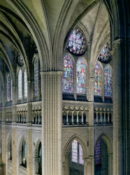 Intérieur de la croisée du transept, consacré en 1216