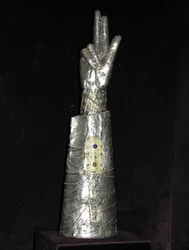 Reliquaire de Saint Georges (argent et bois)