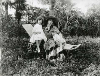Sarah Bernhardt, années 1890, 1890
