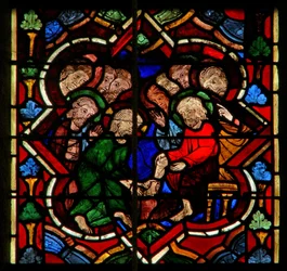 Scène dans la fenêtre E représentant le Christ lavant les pieds de ses disciples