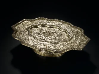 Plateau en argent doré de forme découpée, du service de toilette Lennoxlove, appartenant à Frances Teresa Stewart, Duchesse de Richmond et Lennox : Français, Paris, 1666 - 1667