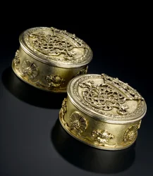 Petite boîte circulaire en vermeil avec couvercle du service de toilette Lennoxlove, appartenant à Frances Teresa Stewart, duchesse de Richmond et Lennox : Français, Paris, essayée entre septembre 1672 et octobre 1674