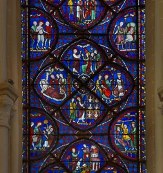 Vitrail de la cathédrale de Chartres : détail de la vie de saint Thomas