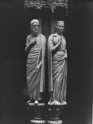 Statues de Philippe Hurepel, Comte de Clermont et de sa femme Mahaut, Comtesse de Boulogne et de Dammartin, figures de jambage du portail nord, vers 1230