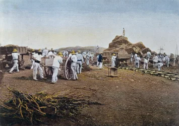 Les Prisonniers au Travail à la Colonie Pénitentiaire de Nouméa en Nouvelle-Calédonie, gravé par Gillot, c.1900