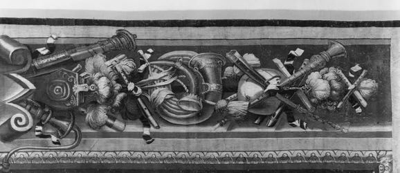 Tapisserie des Saisons, bordure, instruments de musique, vers 1670, Manufacture des Gobelins (détail)