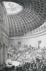 Le théâtre de conférence, inspiré du Panthéon à Rome, de 