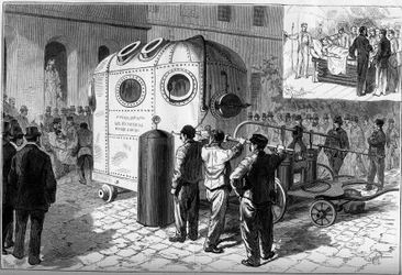 La cloche pneumatique utilisée pour anesthésier les patients lors des opérations chirurgicales. Hôpital Saint-Louis à Paris
