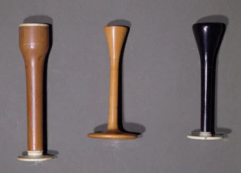 Trois stéthoscopes, de l
