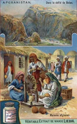 En haut : Parade de Bolan en Afghanistan. En bas : Femmes afghanes tissant de la laine devant leurs maisons. Chromolithographie du 19ème siècle