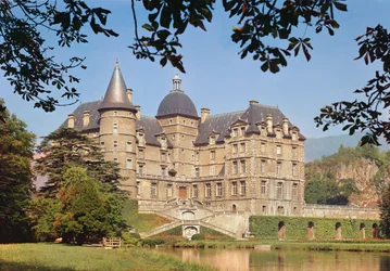 Vue du Château de Vizille, construit pour le Connétable de Lesdiguières en 1611-19