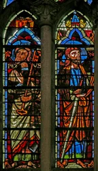 Fenêtre w106 représentant Saint Pierre et Saint Paul (XIXe siècle)
