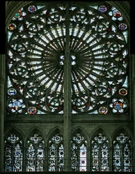 Les évangélistes et grisaille (rosace - intérieur)