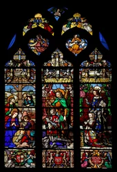 Fenêtre w6 représentant la Nativité avec les bergers; donateurs Gaspard de Coligny et son épouse et saints patrons