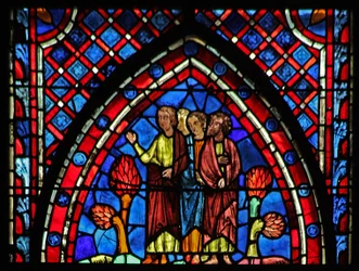 Un groupe avec des arbres