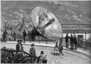 Exposition universelle de 1878 à Paris : four solaire inventé par Augustin Mouchot (1823-1912)