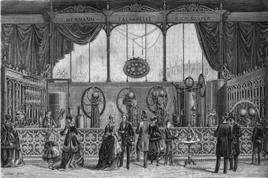 Exposition universelle de 1867 : appareils à gaz et à eau inventés par Hermann Lachapelle et Glover (saturateur, gazomètre, pulvérisateur, pompe doseuse...). Gravure dans « Le Monde Illustré » n°578 du 9 mai 1868.
