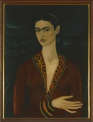 Self-Portrait portant une robe en velours