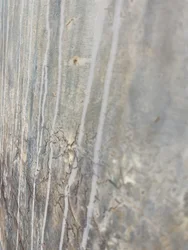 Mur vieilli et fissuré