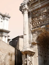Arc romain antique