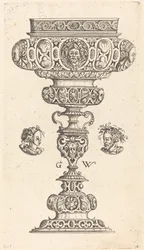 Calice avec tête de guerrier