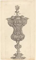 Gobelet avec putto sur le couvercle