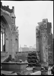 Cathédrale de Manchester, Manchester, 1942