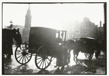 Carrosses sur le Dam à Amsterdam