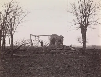 Ruines de la maison de Mme Henry, champ de bataille de Bull Run, mars 1862