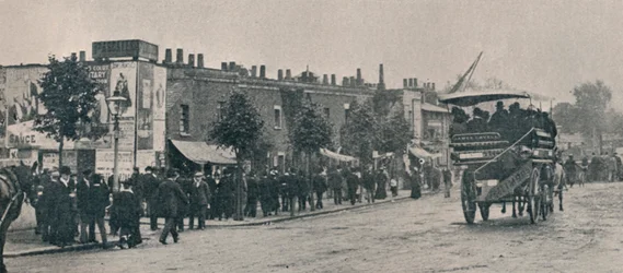 Sur la route des jardins de Kew, dimanche après-midi, 1901