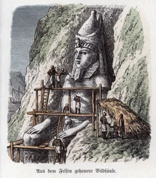 Histoire ancienne. Égypte. Statue sculptée sur un rocher ... (gravure)