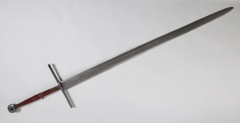 Épée de parade, poignée décorée début 17e siècle