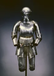 Casque fermé et armure partielle dans le style Maximilien, Nuremberg, vers 1525