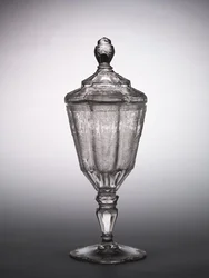 Coupe couverte, Silésie, vers 1725 (verre)