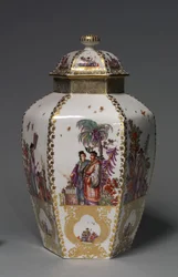 Vase couvert, manufacture de porcelaine de Meissen, Allemagne, vers 1728-1730