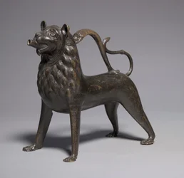 Aquamanile en forme de lion, 1200-50