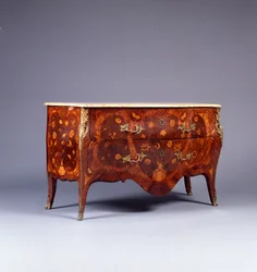 Une des Deux Commodes en Marqueterie et Parqueterie, c.1765