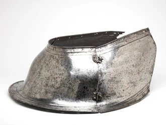 Peytral pour usage de cavalerie lourde