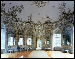 La galerie des Glaces, conçue par François Cuvilliés (1695-1768), avec des stucs de Johann Baptist Zimmermann (1680-1758), 1734-37