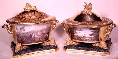 Deux soupières du service de dîner prussien, Berlin, 1816-19