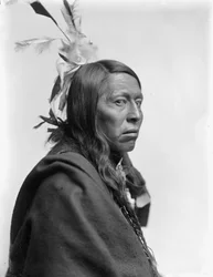 Chef sioux Flying Hawk, vers 1900