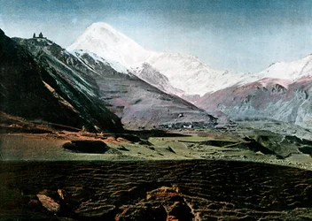 Mont Kazbek, Caucase, vers 1890